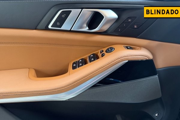 BMW X5 3.0 I6 TURBO HÍBRIDO XDRIVE50E M SPORT AUTOMÁTICO 2024/2025